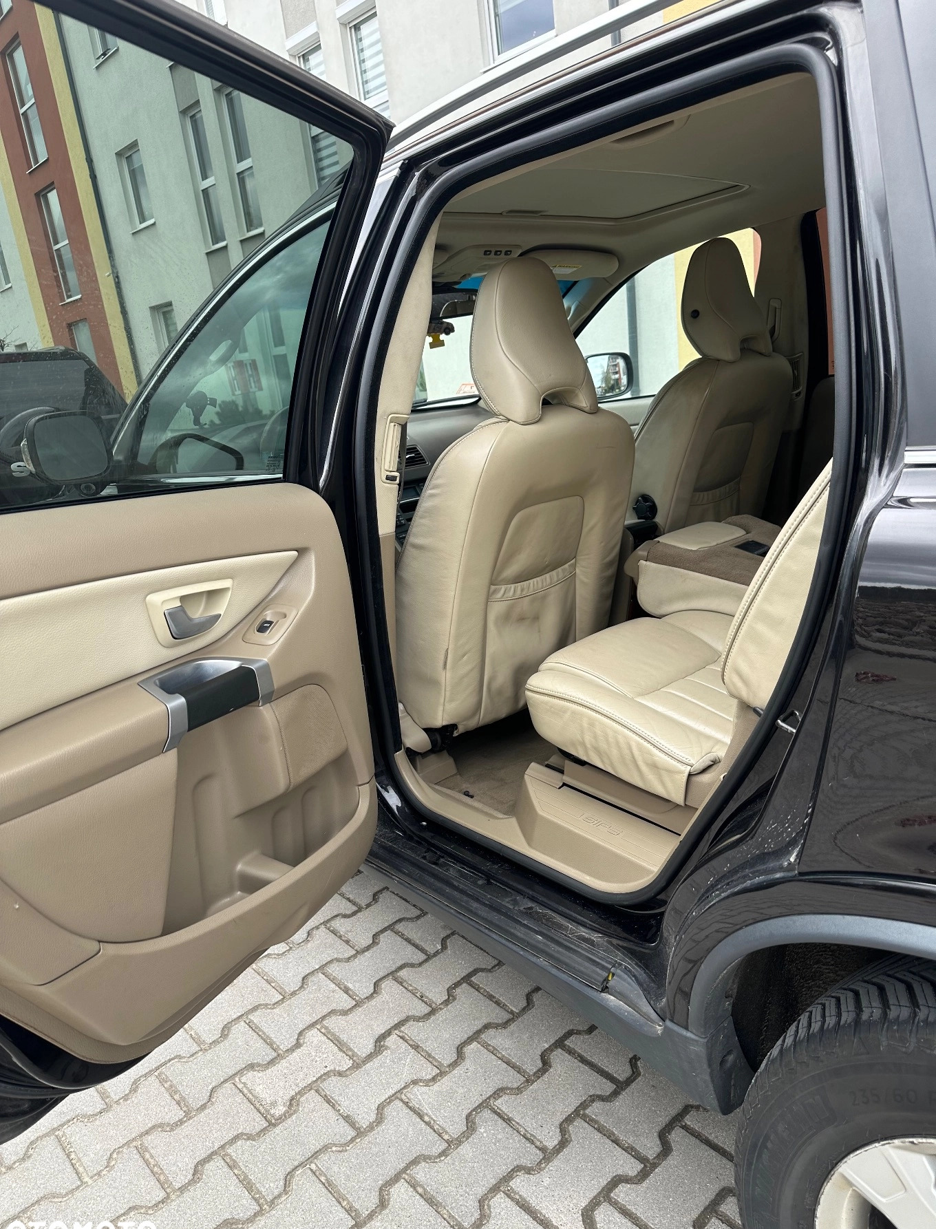 Volvo XC 90 cena 61000 przebieg: 225000, rok produkcji 2010 z Olsztyn małe 277